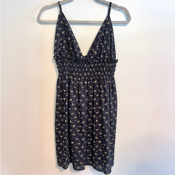 Shein Floral Print Smocked Waist Mini‎ Dress | Black Size M - Picture 1 of 6